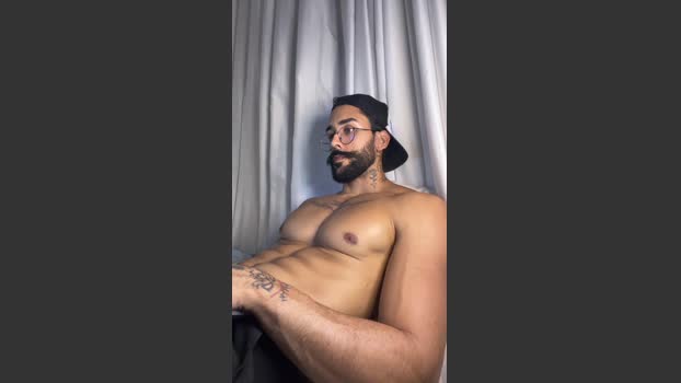 Lovebigfit sexymale Webcam SHOW @ Cam4 31-12-2025