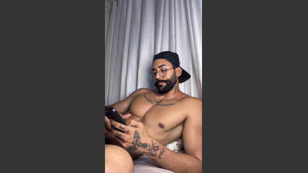 Lovebigfit show Webcam SHOW @ Cam4 31-12-2025