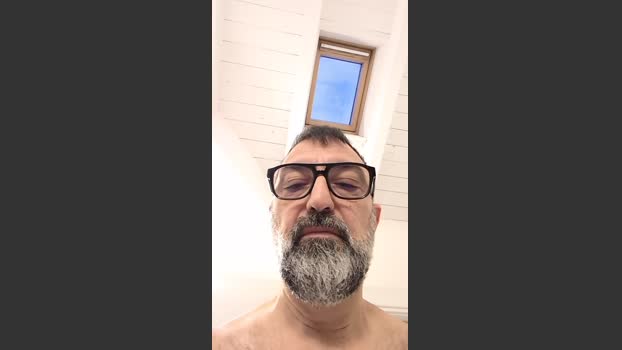 Mario1543 prettyface Webcam SHOW @ Cam4 31-12-2025