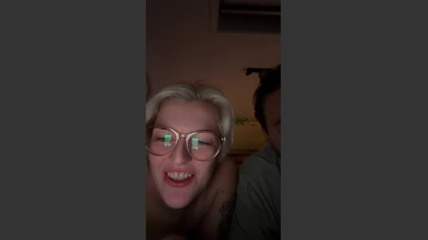 Dewou ass Webcam SHOW @ Cam4 01-01-2026