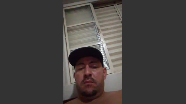 OliverToughuy spank Webcam SHOW @ Cam4 01-01-2026