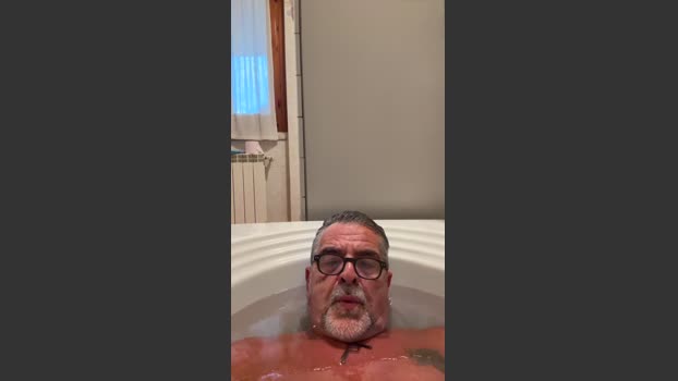bergamo13 bigload Webcam SHOW @ Cam4 01-01-2026
