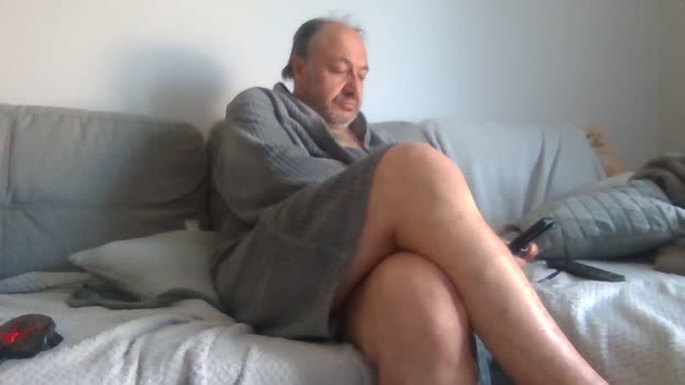 bomalbelbit fingering Webcam SHOW @ Cam4 01-01-2026