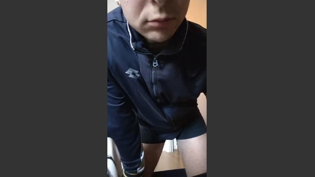riccardoyeah bigballs Webcam SHOW @ Cam4 01-01-2026