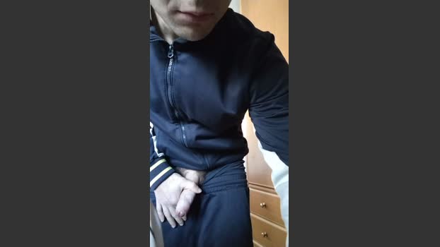 riccardoyeah lovense Webcam SHOW @ Cam4 01-01-2026