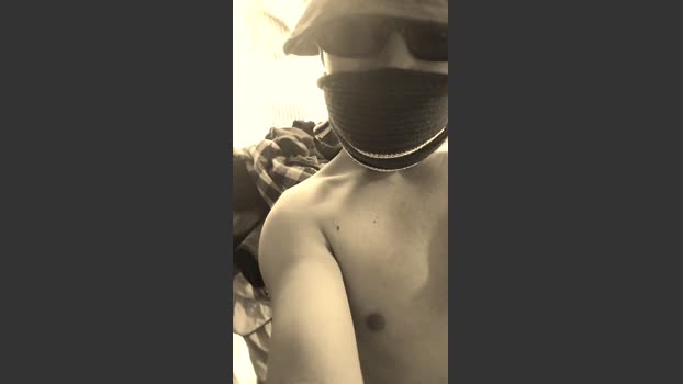 tiago23hot sexybody Webcam SHOW @ Cam4 01-01-2026