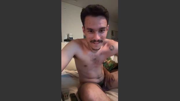 Henriquezaumm bigcock Webcam SHOW @ Cam4 02-01-2026