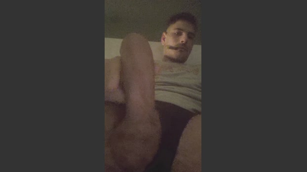 Luzzl legs Webcam SHOW @ Cam4 02-01-2026