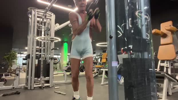 munichrubber naked Webcam SHOW @ Cam4 02-01-2026