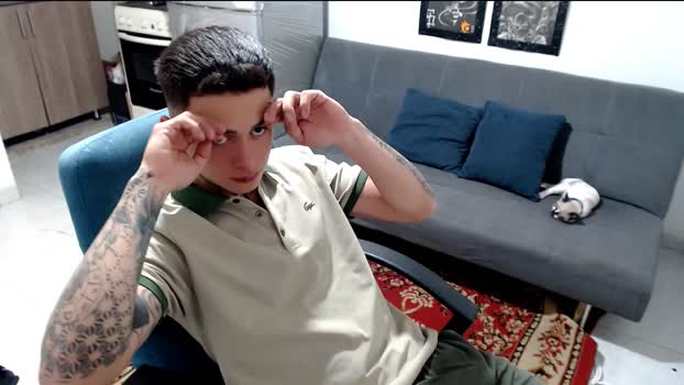 santii_ss suckcock Webcam SHOW @ Cam4 01-01-2026