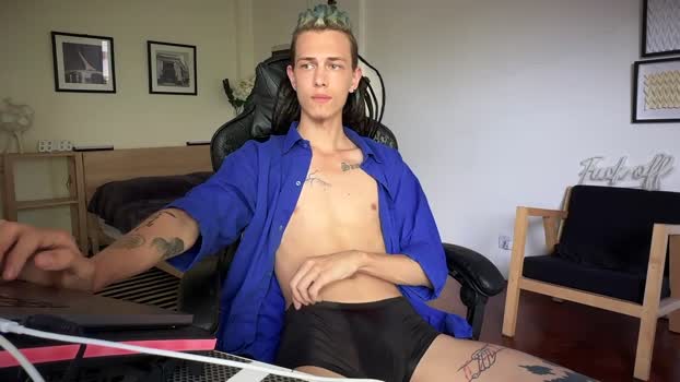 Den_DreaddX beautiful Webcam SHOW @ Cam4 02-01-2026