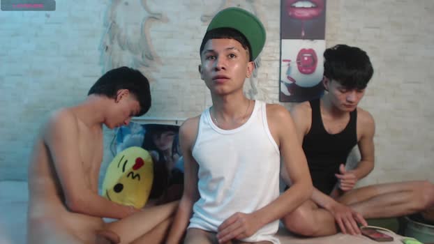 alex_milo_kairo bigtoys Webcam SHOW @ Cam4 02-01-2026