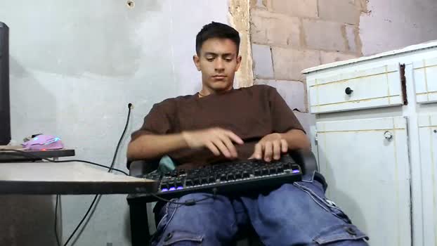 diablito202020 naked Webcam SHOW @ Cam4 02-01-2026