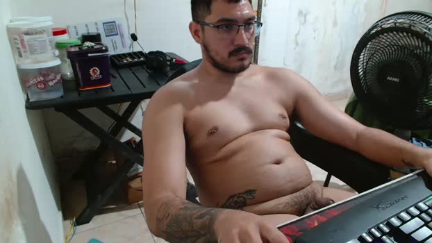 leonino231 legs Webcam SHOW @ Cam4 03-01-2026
