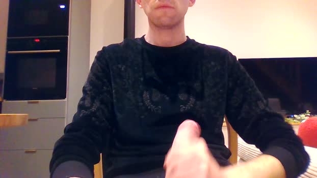 t8omas yummy Webcam SHOW @ Cam4 02-01-2026