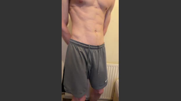 GymBuilt jerkoff Webcam SHOW @ Cam4 04-01-2026