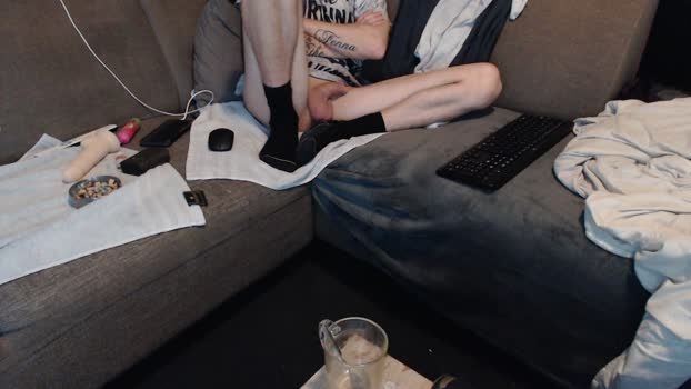 IrisHans sexyfeet Webcam SHOW @ Cam4 04-01-2026