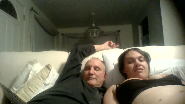 Lancealot1999 kissing Webcam SHOW @ Cam4 04-01-2026