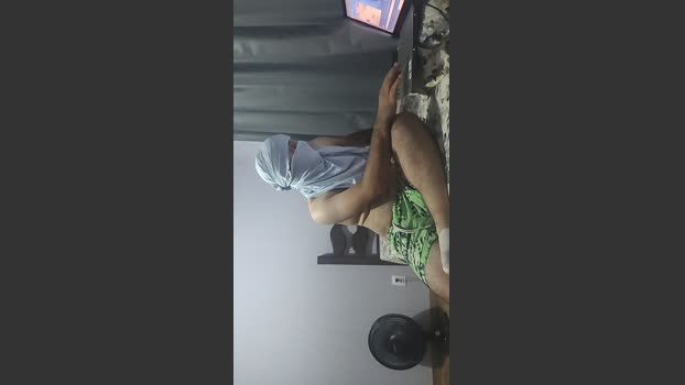 Novinmg3 juicy Webcam SHOW @ Cam4 04-01-2026