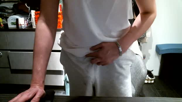 chriswu69820 sexy Webcam SHOW @ Cam4 04-01-2026