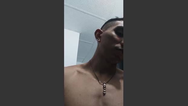 david007xd bigtoys Webcam SHOW @ Cam4 04-01-2026