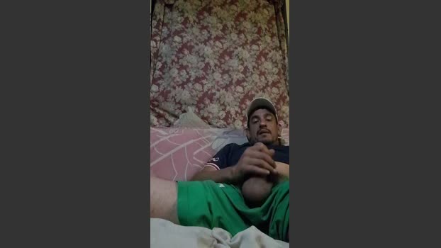 ivo84_hot beautiful Webcam SHOW @ Cam4 04-01-2026