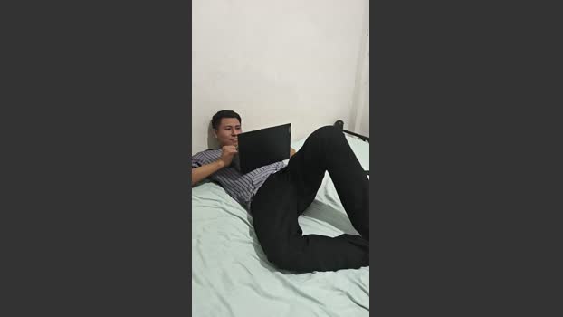 revnok1 jackoff Webcam SHOW @ Cam4 04-01-2026