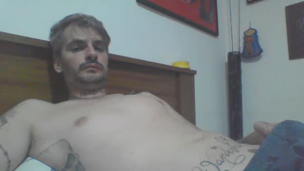 thiago1784 suckshow Webcam SHOW @ Cam4 04-01-2026