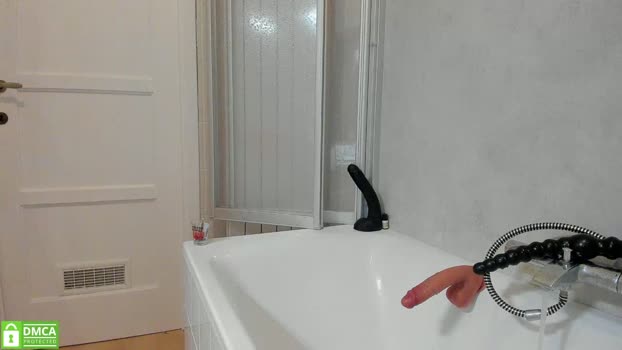 toinuss Download Webcam SHOW @ Cam4 04-01-2026