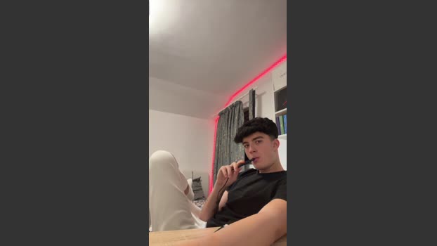 youngboy335 suckshow Webcam SHOW @ Cam4 03-01-2026