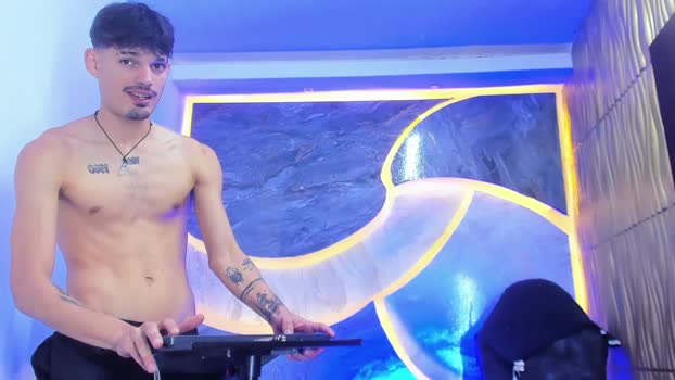 Handsome_boys_ bigload Webcam SHOW @ Cam4 05-01-2026