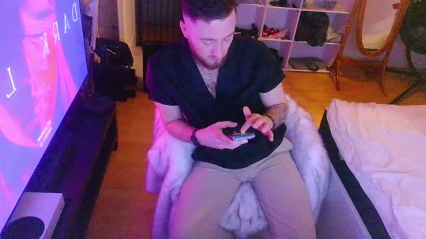 Keviiios sweet Webcam SHOW @ Cam4 04-01-2026