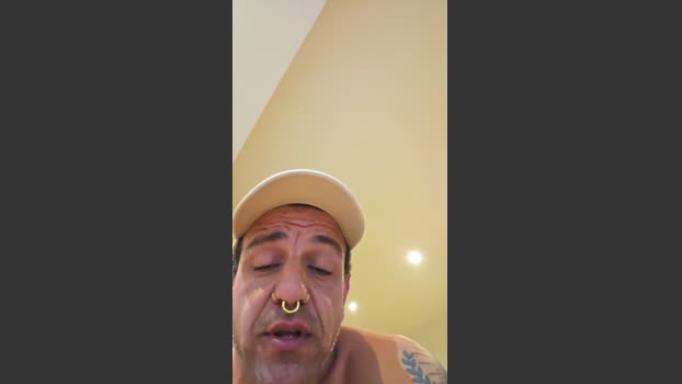 Waterman1983 suckshow Webcam SHOW @ Cam4 04-01-2026