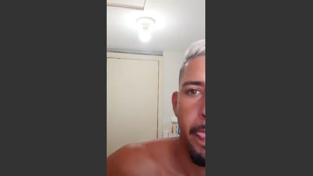 XxLctentacon fuckher Webcam SHOW @ Cam4 05-01-2026