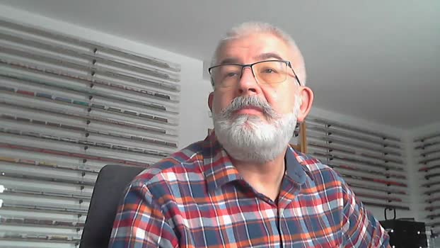goatee_LA naked Webcam SHOW @ Cam4 05-01-2026