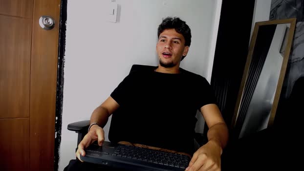 AlanSmith_ Topless Webcam SHOW @ Cam4 06-01-2026