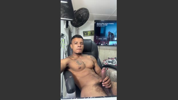 Chris_fendi strip Webcam SHOW @ Cam4 06-01-2026