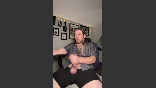 Explosive_andyy legs Webcam SHOW @ Cam4 06-01-2026