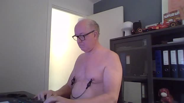 burslaven hot Webcam SHOW @ Cam4 06-01-2026