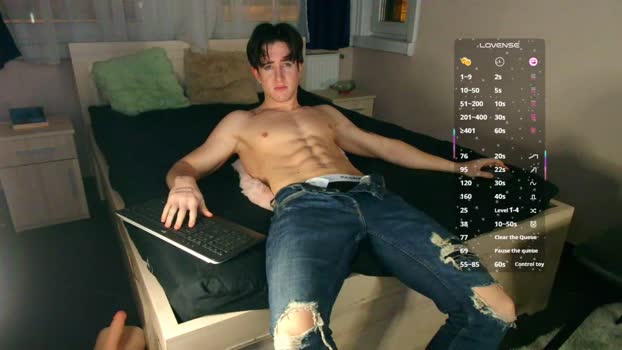 ChristianLevine legs Webcam SHOW @ Cam4 06-01-2026