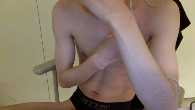 trent40084 Show Webcam SHOW @ Cam4 06-01-2026