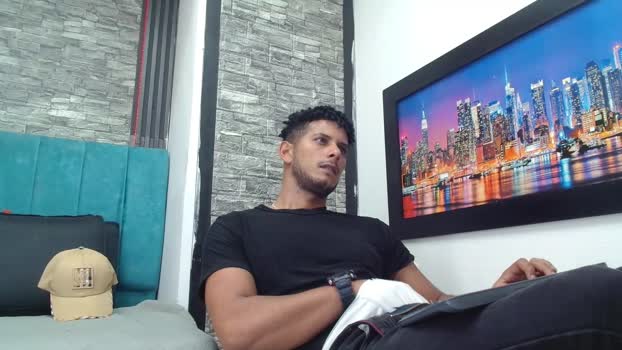Chris_Dick99 prettyface Webcam SHOW @ Cam4 08-01-2026