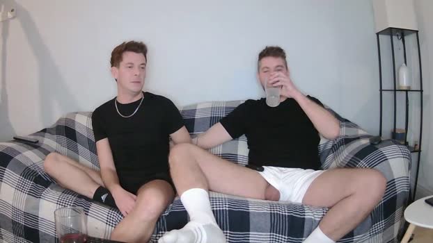 englishladxxx fuckme Webcam SHOW @ Cam4 08-01-2026
