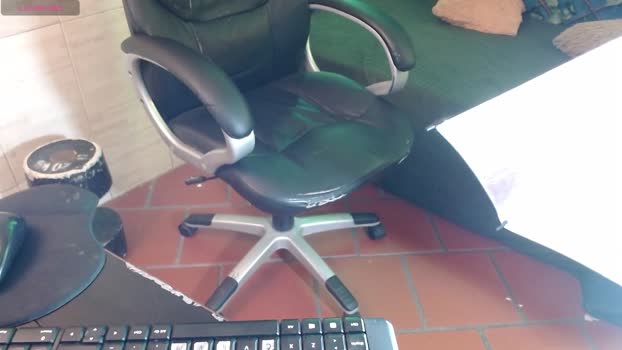 Garuo_18 bigtoys Webcam SHOW @ Cam4 10-01-2026