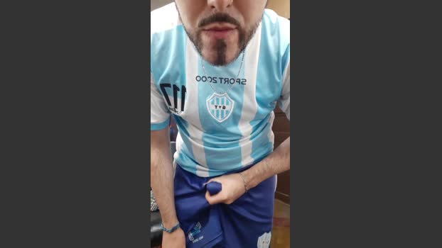 Macho9397 bicurious Webcam SHOW @ Cam4 11-01-2026