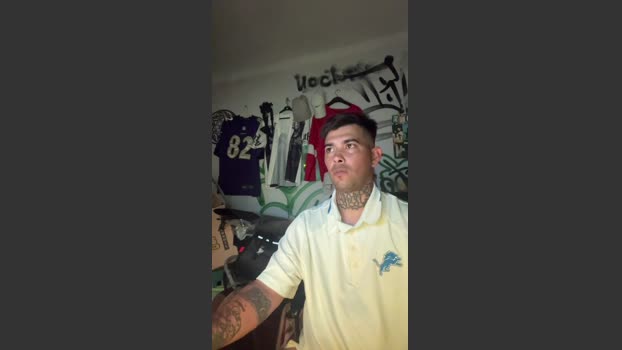 bigsex39 spanking Webcam SHOW @ Cam4 11-01-2026
