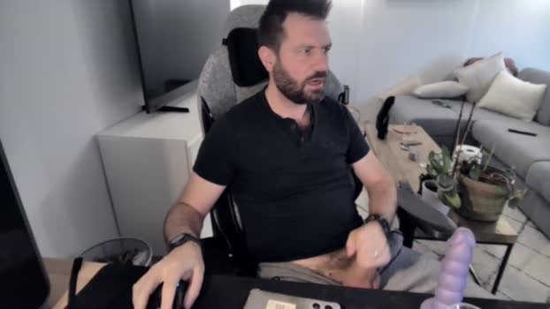 moi92160 bigcock Webcam SHOW @ Cam4 12-01-2026