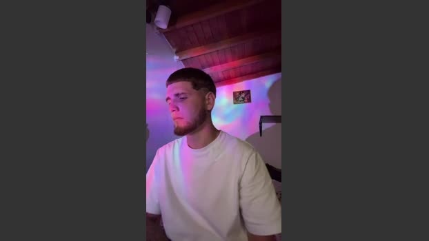 MatteoCross orgasm Webcam SHOW @ Cam4 13-01-2026