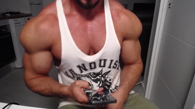 Vecinito_ kiss Webcam SHOW @ Cam4 12-01-2026
