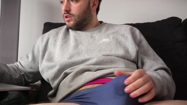 adrianzzz3 suck Webcam SHOW @ Cam4 13-01-2026
